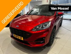 Rood Gebruikt 2023 Ford Kuga ST-Line X SUV | € 29.945 (Eerlijke prijs)