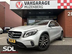 Grijs Gebruikt 2019 Mercedes GLA180 Premium SUV | € 21.945