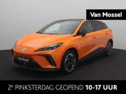 Oranje Gebruikt 2023 MG MG4 EV Luxury Hatchback | € 24.295 (Eerlijke prijs)