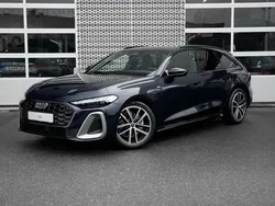 Blauw, metallic lak Nieuw 2024 Audi A5 Ambiente Coupé | € 64.900 (Eerlijke prijs)