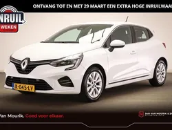 Wit Gebruikt 2021 Renault Clio V Intens Hatchback | € 15.700 (Eerlijke prijs)