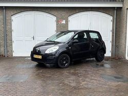 Zwart Gebruikt 2008 Renault Twingo Authentique Hatchback | € 2.250 (Eerlijke prijs)