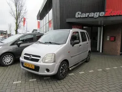 Grijs Gebruikt 2006 Opel Agila Essentia Hatchback | € 1.350 (Eerlijke prijs)