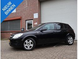 Zwart Gebruikt 2009 Opel Astra Edition Hatchback | € 2.199 (Goede deal)