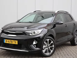 Zwart Gebruikt 2020 Kia Stonic SUV | € 15.250 (Goede deal)