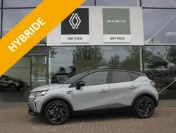 Gris rafale/zwart dak (grijs metallic) Nieuw 2025 Renault Captur Esprit Alpine SUV | € 35.825