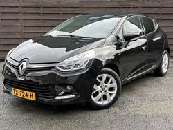 Zwart Gebruikt 2018 Renault Clio IV LIMITED Hatchback | € 8.950 (Eerlijke prijs)