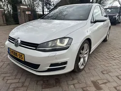 Wit, metallic lak Gebruikt 2013 VW Golf VI Highline Coupé | € 6.850 (Eerlijke prijs)