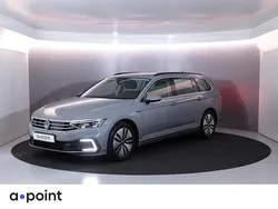 Grijs Gebruikt 2022 VW Passat Business Sedan | € 26.449 (Eerlijke prijs)