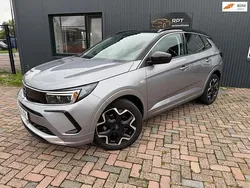 Grijs Gebruikt 2024 Opel Grandland X Ultimate SUV | € 26.750 (Goede deal)