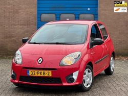 Rood Gebruikt 2011 Renault Twingo Authentique Hatchback | € 1.450 (Goede deal)