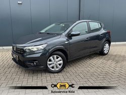 Grijs Gebruikt 2021 Dacia Sandero Comfort Hatchback | € 10.940 (Goede deal)