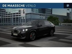 Saphirschwarz Nieuw 2025 BMW iX2 Executive SUV | € 63.012 (Goede deal)