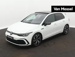 Wit Gebruikt 2024 VW Golf VIII Business Hatchback | € 38.945 (Duur)