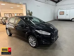 Zwart Gebruikt 2015 Ford Fiesta Titanium Hatchback | € 8.900 (Iets duurder)