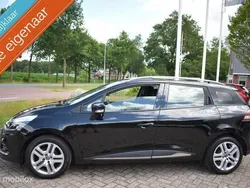 Zwart Gebruikt 2020 Renault Clio GrandTour LIMITED Stationwagen | € 8.999 (Eerlijke prijs)