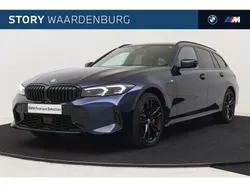 Blauw Gebruikt 2024 BMW 330e Executive Stationwagen | € 53.850 (Goede deal)