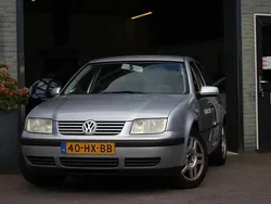 Grijs Gebruikt 2002 VW Bora Sedan | € 975 (Goede deal)