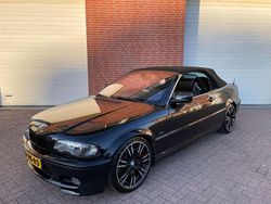 Zwart Gebruikt 2001 BMW 330 Cabriolet Executive Cabriolet | € 4.750 (Goede deal)