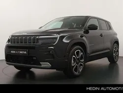 Zwart Nieuw 2025 Jeep Avenger EV Summit SUV | € 34.850 (Goede deal)