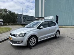 Zilver, metallic lak Gebruikt 2012 VW Polo Comfortline Hatchback | € 3.499 (Goede deal)