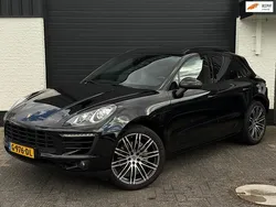Zwart Gebruikt 2015 Porsche Macan Turbo Chrono SUV | € 37.995