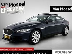 Zwart Gebruikt 2016 Jaguar XE Portfolio Sedan | € 17.940 (Super prijs)