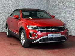 Rood Gebruikt 2024 VW T-Roc Cabriolet S Cabriolet | € 38.440 (Eerlijke prijs)
