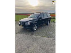 Zwart, metallic lak Gebruikt 2006 Volvo XC90 Momentum SUV | € 6.750 (Eerlijke prijs)