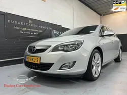 Grijs Gebruikt 2011 Opel Astra Sport Stationwagen | € 3.795 (Eerlijke prijs)