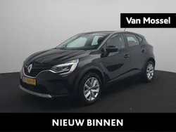 Noir etoilé Gebruikt 2022 Renault Captur Equilibre SUV | € 18.440 (Goede deal)