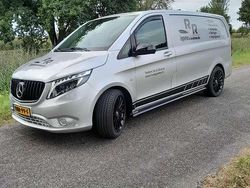 Grijs Gebruikt 2022 Mercedes Vito MPV | € 29.750 (Duur)