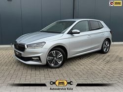 Zilver Gebruikt 2022 Skoda Fabia Style Hatchback | € 18.940 (Goede deal)