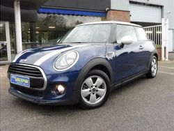 Blauw Gebruikt 2015 Mini Cooper Hatchback | € 12.000 (Eerlijke prijs)