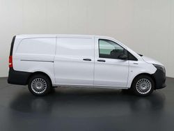 Wit Gebruikt 2024 Mercedes e-Vito Van | € 38.822 (Duur)