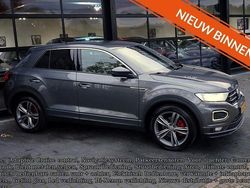 Grijs Gebruikt 2020 VW T-Roc Business SUV | € 24.440 (Eerlijke prijs)