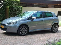 Grijs Gebruikt 2013 Fiat Punto Evo Sport Hatchback | € 5.695 (Eerlijke prijs)