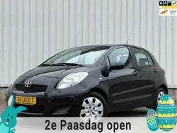 Zwart, metallic lak Gebruikt 2009 Toyota Yaris Hatchback | € 2.999 (Goede deal)