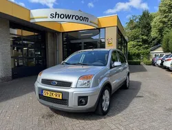 Grijs Gebruikt 2008 Ford Fusion Futura MPV | € 5.495 (Duur)