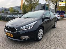 Zwart Gebruikt 2013 Kia Ceed 2 Hatchback | € 5.750 (Super prijs)
