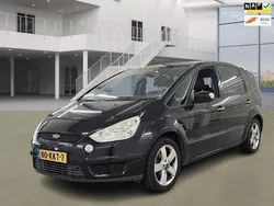 Zwart Gebruikt 2010 Ford S-MAX Trend MPV | € 1.695 (Eerlijke prijs)