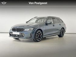 Blauw Gebruikt 2024 BMW 330 M Sport Stationwagen | € 57.995