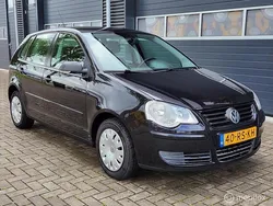 Zwart Gebruikt 2005 VW Polo Hatchback | € 2.250 (Eerlijke prijs)