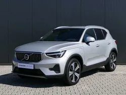Grijs Gebruikt 2022 Volvo XC40 Plus SUV | € 37.940 (Eerlijke prijs)
