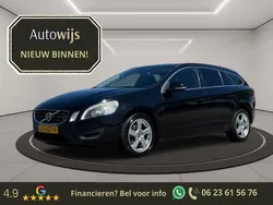 Zwart Gebruikt 2011 Volvo V60 R-Design Stationwagen | € 10.749 (Eerlijke prijs)