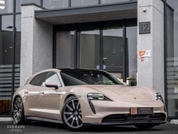 Bruin Gebruikt 2023 Porsche Taycan Sport Turismo Sedan | € 69.950 (Super prijs)