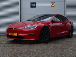 Rood, metallic lak Gebruikt 2022 Tesla Model S Long Range Sedan | € 72.499 (Goede deal)
