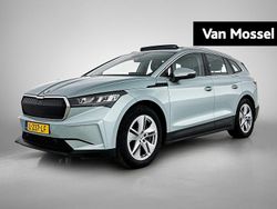 Grijs Gebruikt 2021 Skoda Enyaq iV SUV | € 26.900 (Eerlijke prijs)