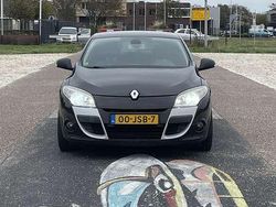 Zwart Gebruikt 2009 Renault Mégane Coupé Dynamique Coupé | € 3.500 (Eerlijke prijs)