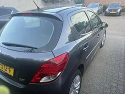 Gebruikt 2011 Peugeot 207 Sedan | € 3.300 (Eerlijke prijs)